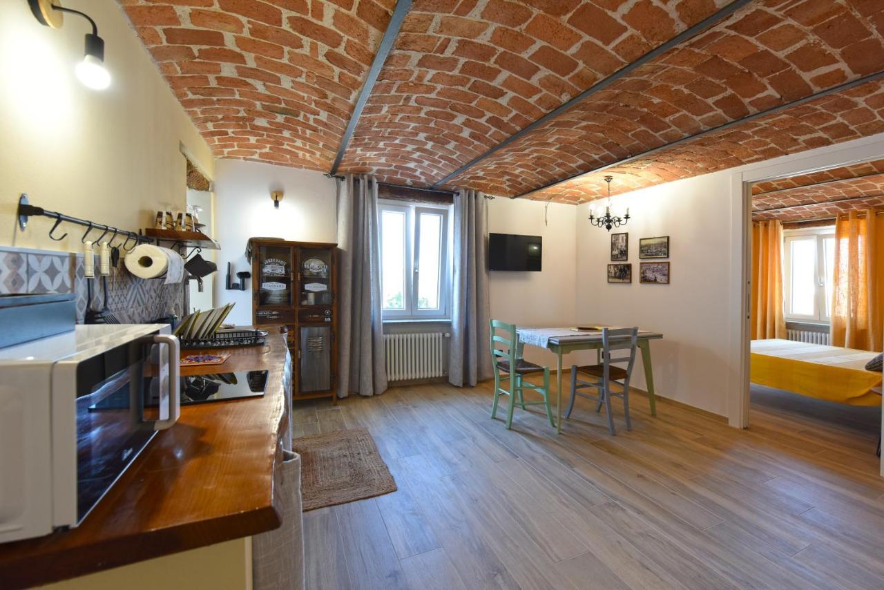 Ferienwohnung Casa Valentina 1902 Montegrosso dʼAsti Exterior foto