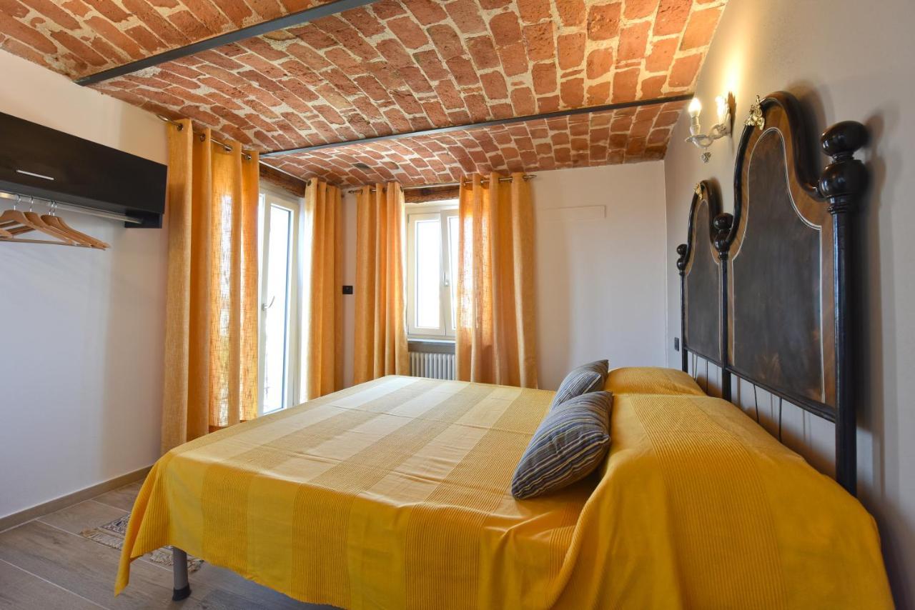 Ferienwohnung Casa Valentina 1902 Montegrosso dʼAsti Exterior foto